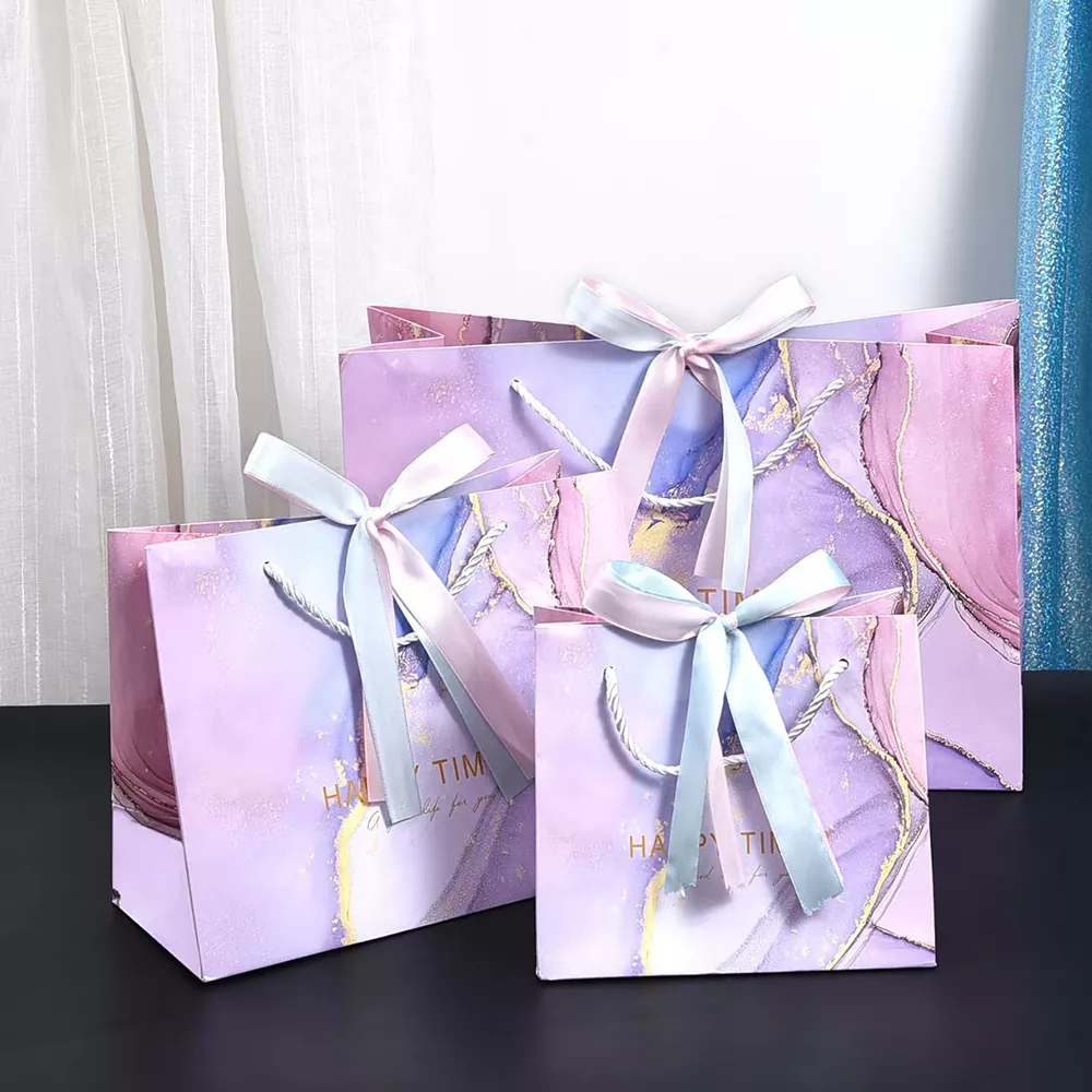 Vecon ra mắt Túi quà tặng giấy sang trọng có tay cầm Ribbon để đáp ứng nhu cầu ngày càng tăng về các giải pháp đóng gói cao cấp